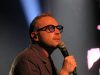 jamai-sings-elton-john-in-park-2023-10-20-11