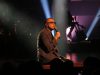 jamai-sings-elton-john-in-park-2023-10-20-12